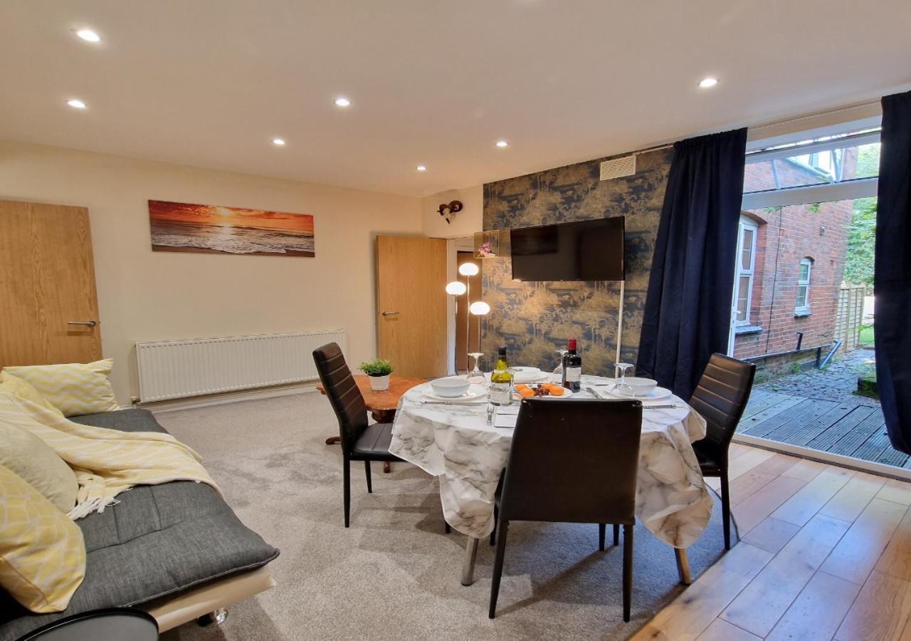 Apartment The Kenilworth Spacious 2-bedroom W/ Free Parking By Sublime