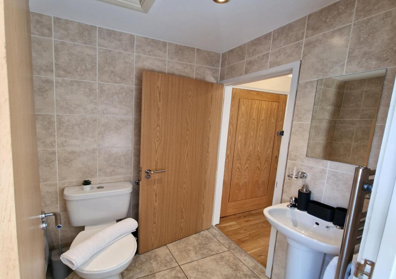 The Kenilworth Spacious 2-bedroom W/ Free Parking By Sublime Apartment